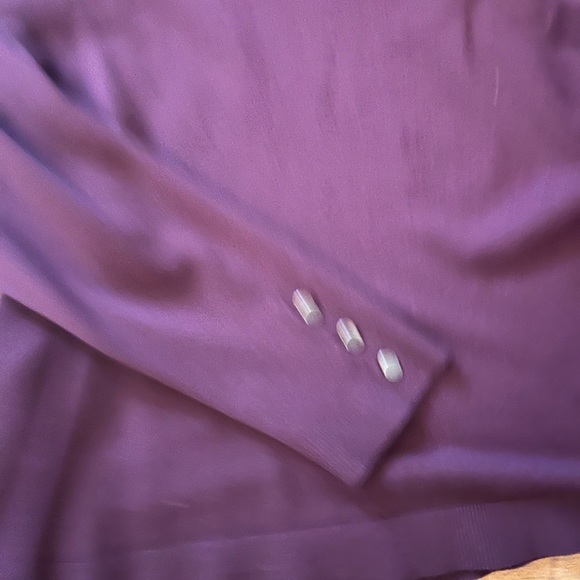 Chico’s - Lightweight Mock Neck sweater. L - Picture 2 of 3